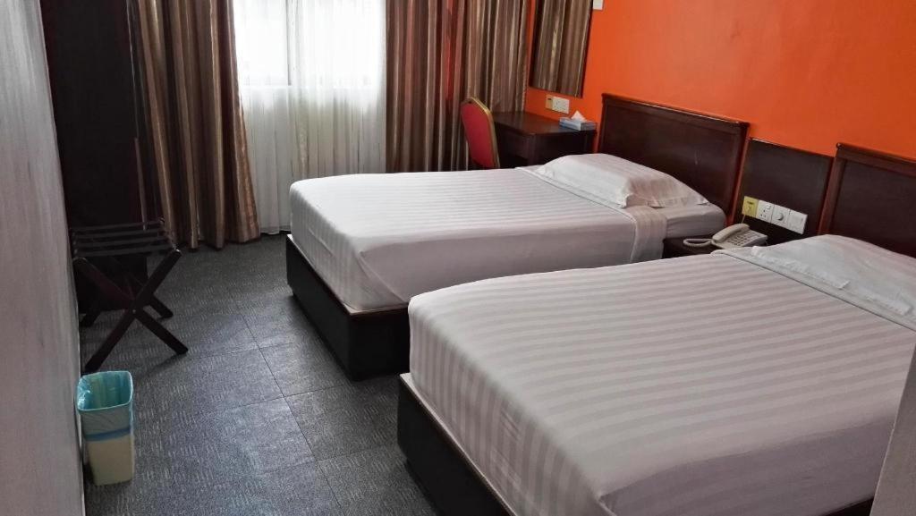 ไอดี โฮเต็ล เซกาแม็ท Hotel เซอกามัต ภายนอก รูปภาพ